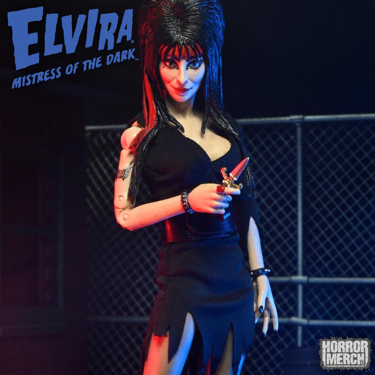 Elvira (Cloth - Commando) Figure